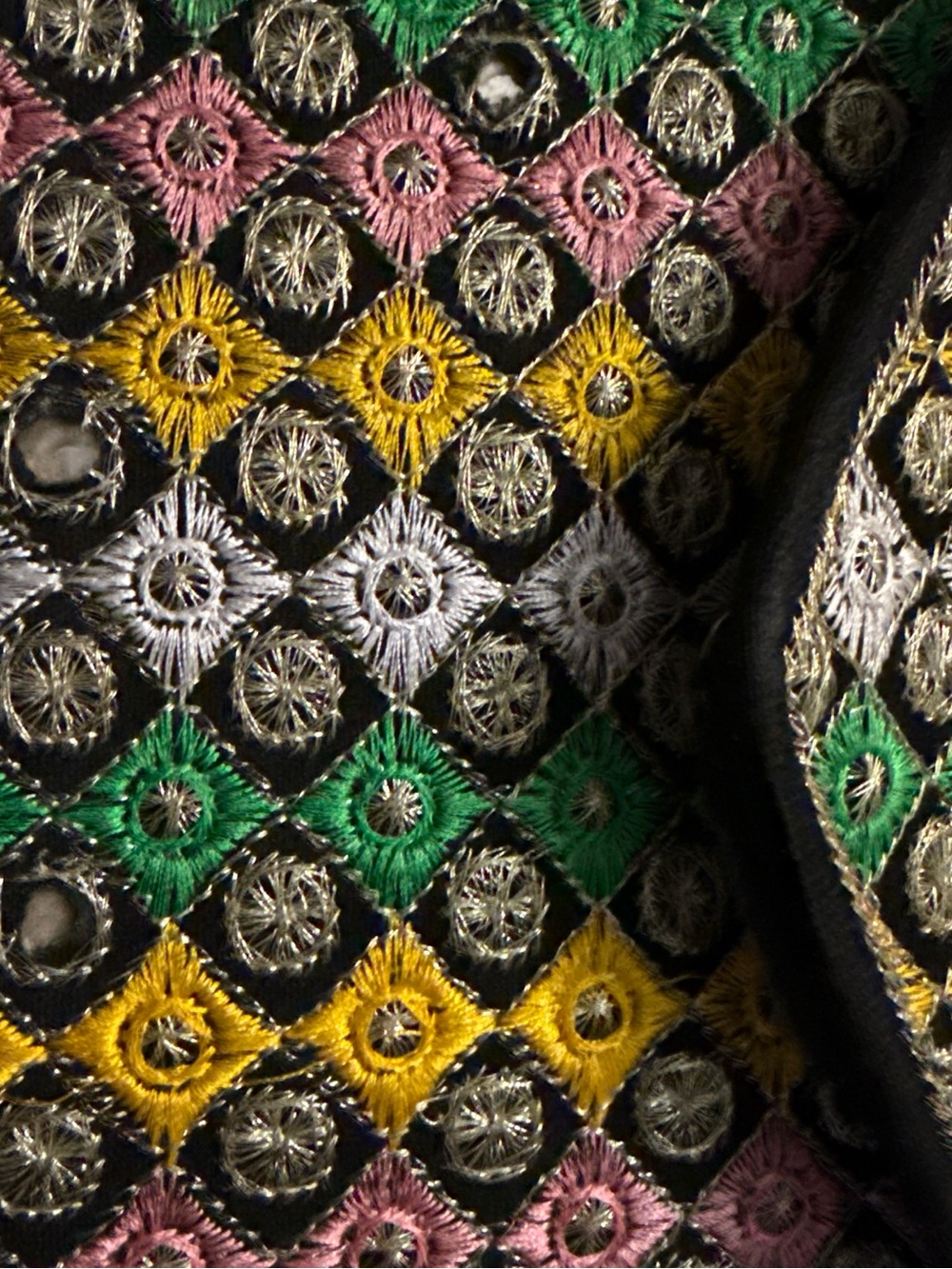 Embroidery Envelope Crossbody Bag - Multicolor - Picture 2 of 2